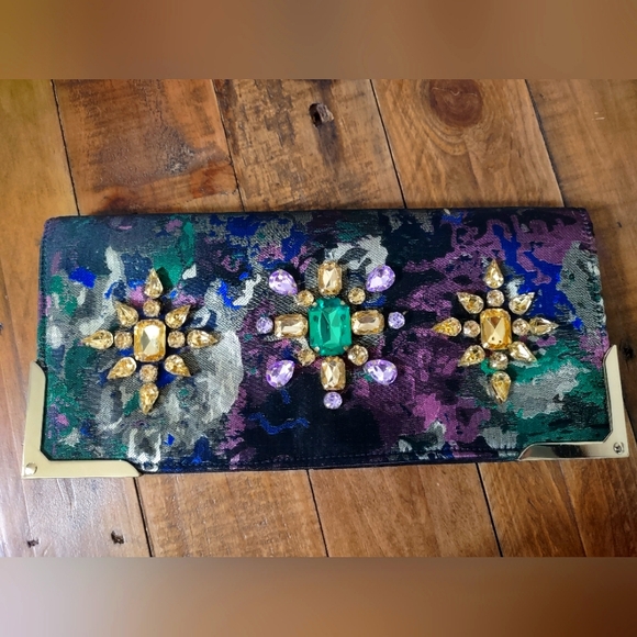 Shiraleah Chicago purple rhinestone clutch purse NEW ๐๐๐ - Picture 1 of 4